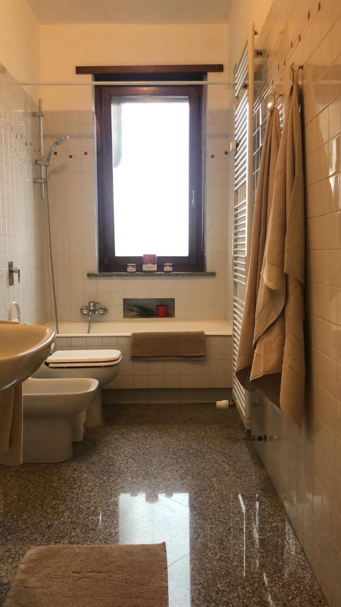 Metro Molinette Panoramico Con 6 Posti Letto Apartment Turin Ngoại thất bức ảnh